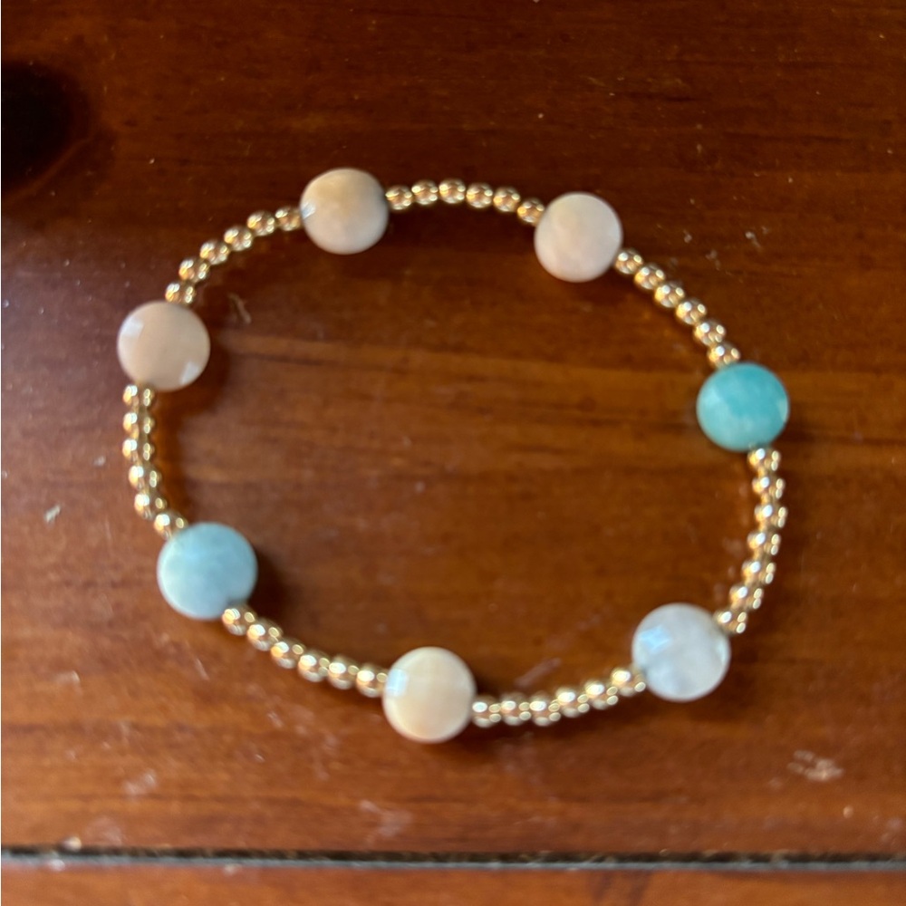 Like new enewton bracelet